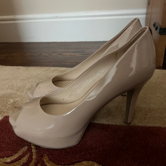 Nine West Pumps - Picture 1 of 2